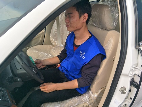 博遠(yuǎn)物流專業(yè)人員上門提車 方便快捷.jpg