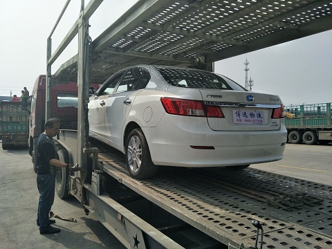 轎運(yùn)車直達(dá) 安全快速私家車運(yùn)輸就選長(zhǎng)沙博遠(yuǎn)物流.jpg